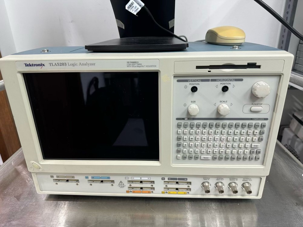 Tektronix TLA5203 102 Channel Logic Analyzer