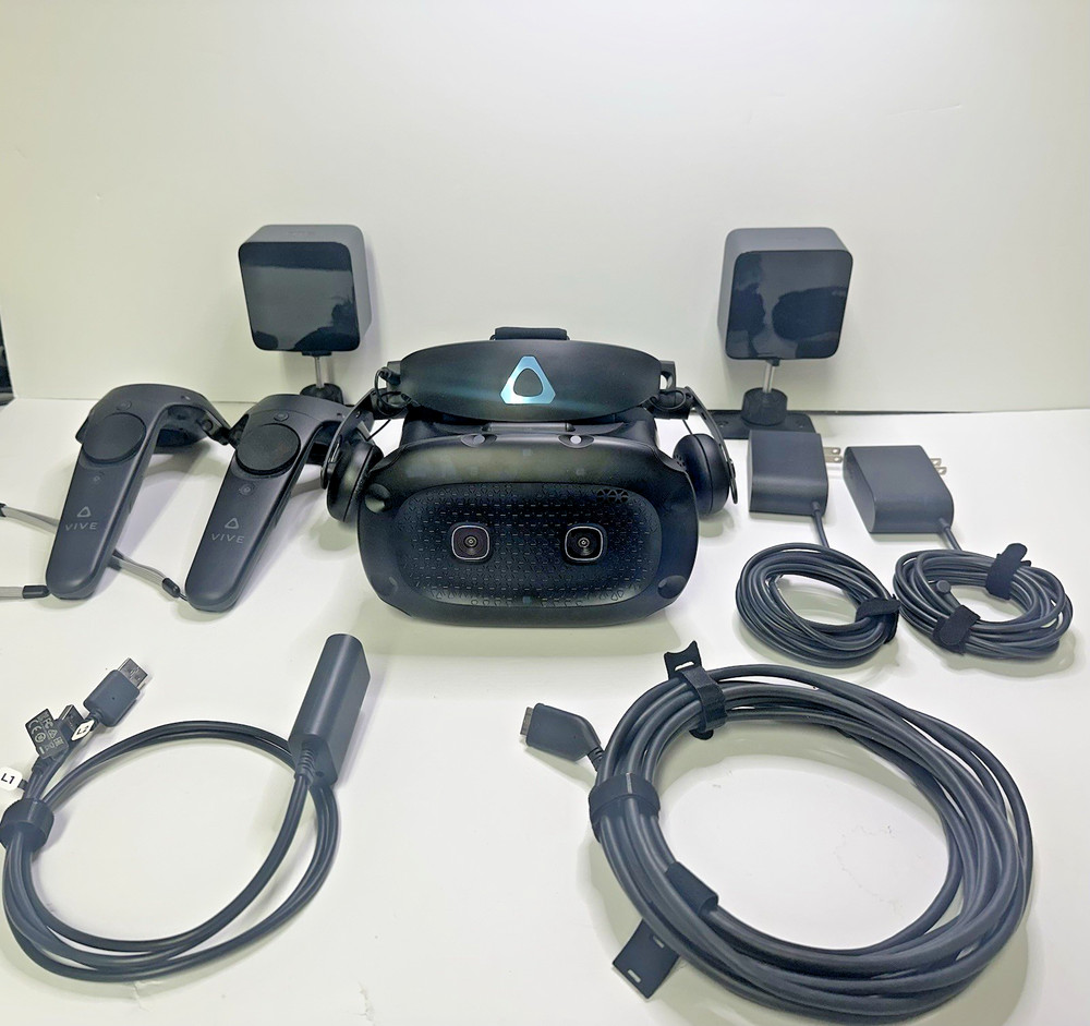 HTC Vive Cosmos Elite Full VR Kit with Base Stations, Controllers