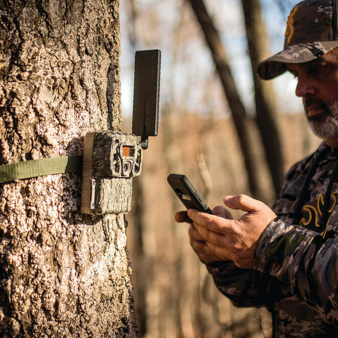 Browning Trail Camera - Defender Wireless Vision Pro HD