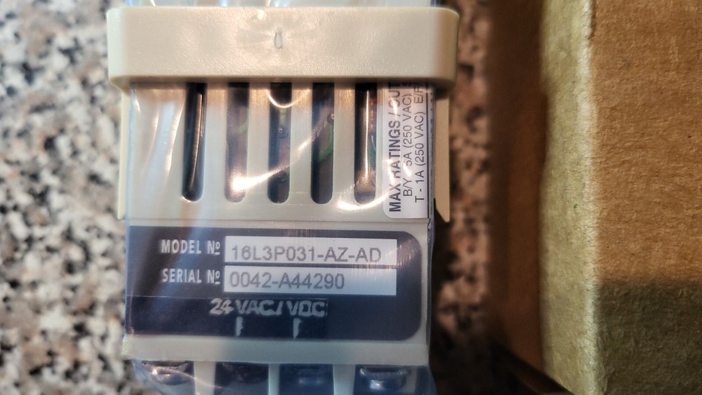 ATHENA 16L3P031-AZ-AD TEMPERATURE CONTROLLER