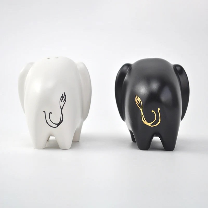 New Kate Spade Woodland Park Elephant Salt & Pepper Shaker Set White/Black Boxed