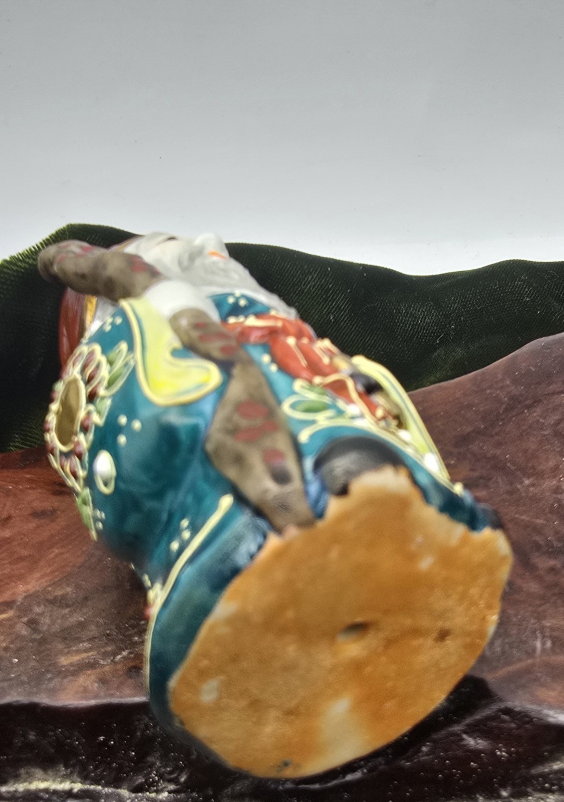 Vintage Japanese Kutani Moriage Lucky Longevity Asian Figurine 4 inches