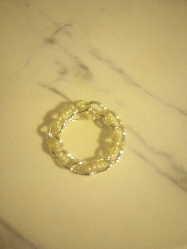 Avon Pearl Swirl Brooch