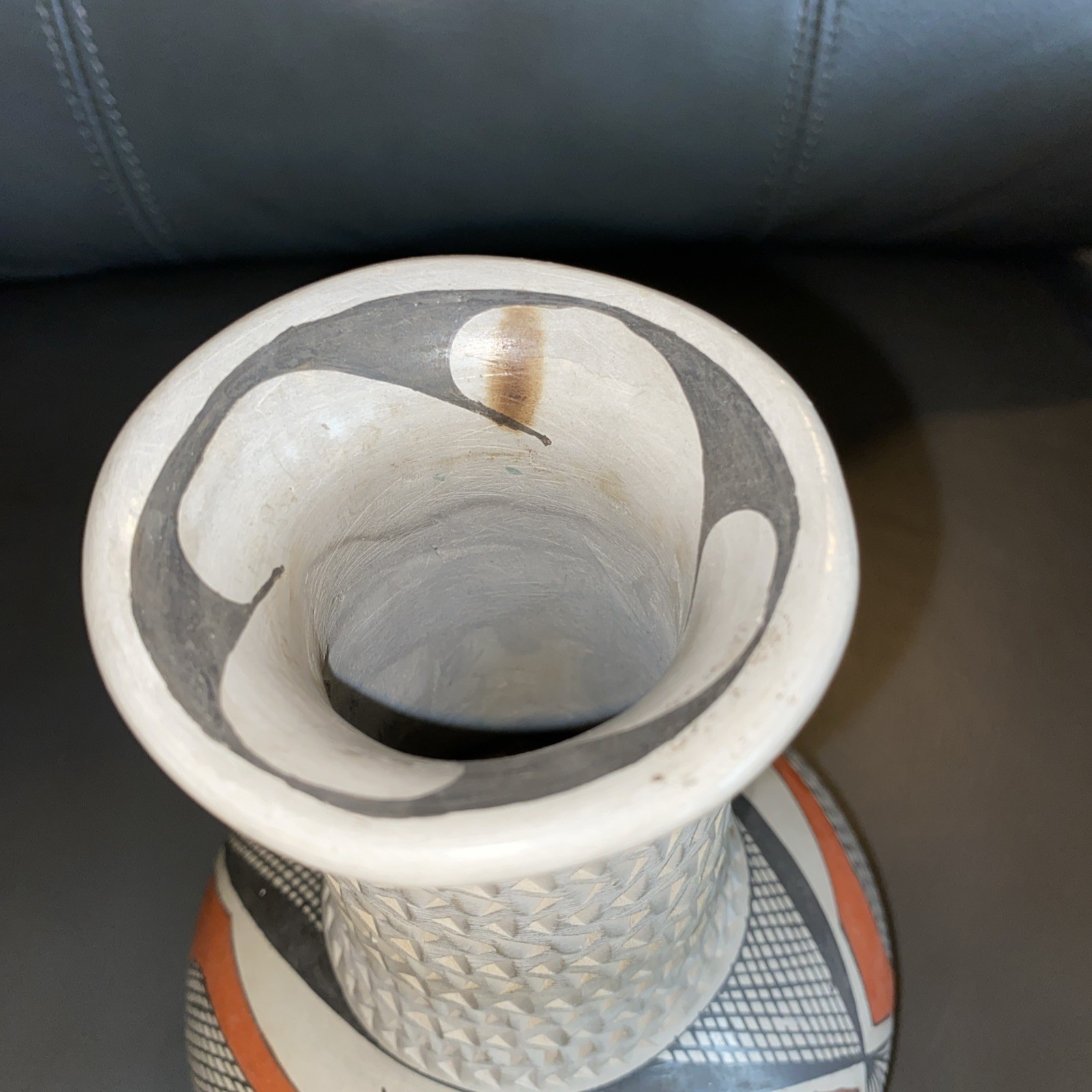 Hand Crafted Pottery Vase, Native American Hopi Mata Ortiz , 7" Tall, Signed