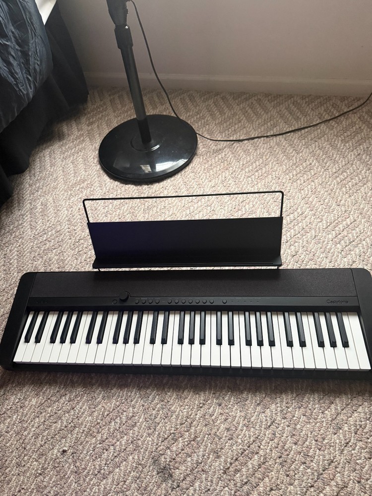 Casio CTS1BK 61-Key Portable Keyboard - Black