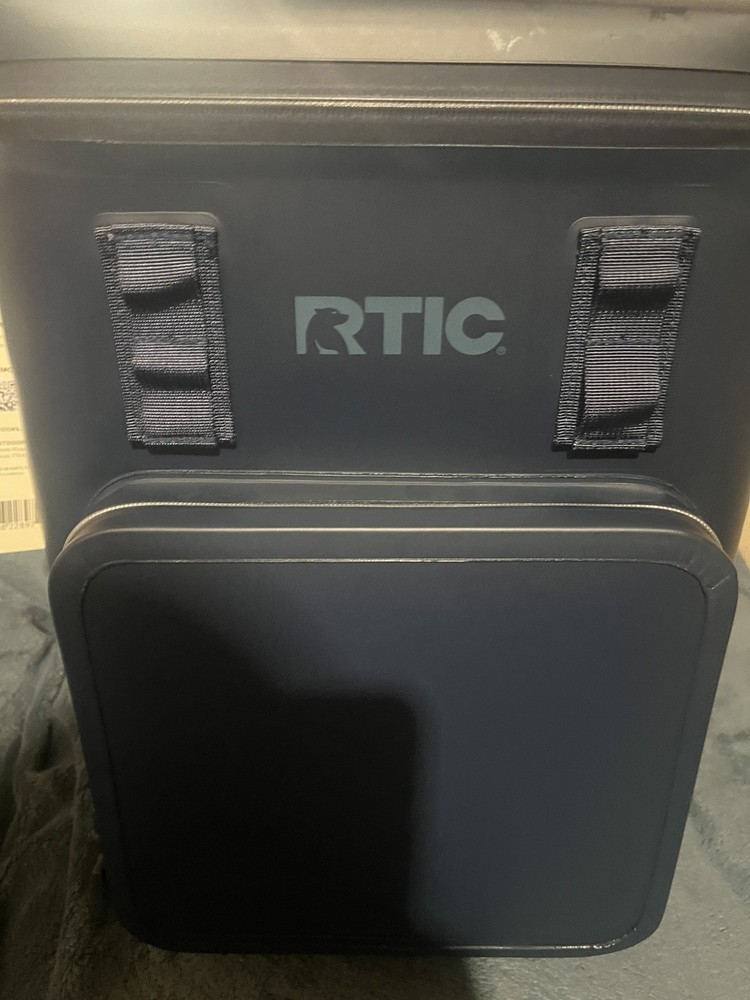 RTIC Cooler Box Blue Plastic Polyester Solid Plain with Shoulder Strap