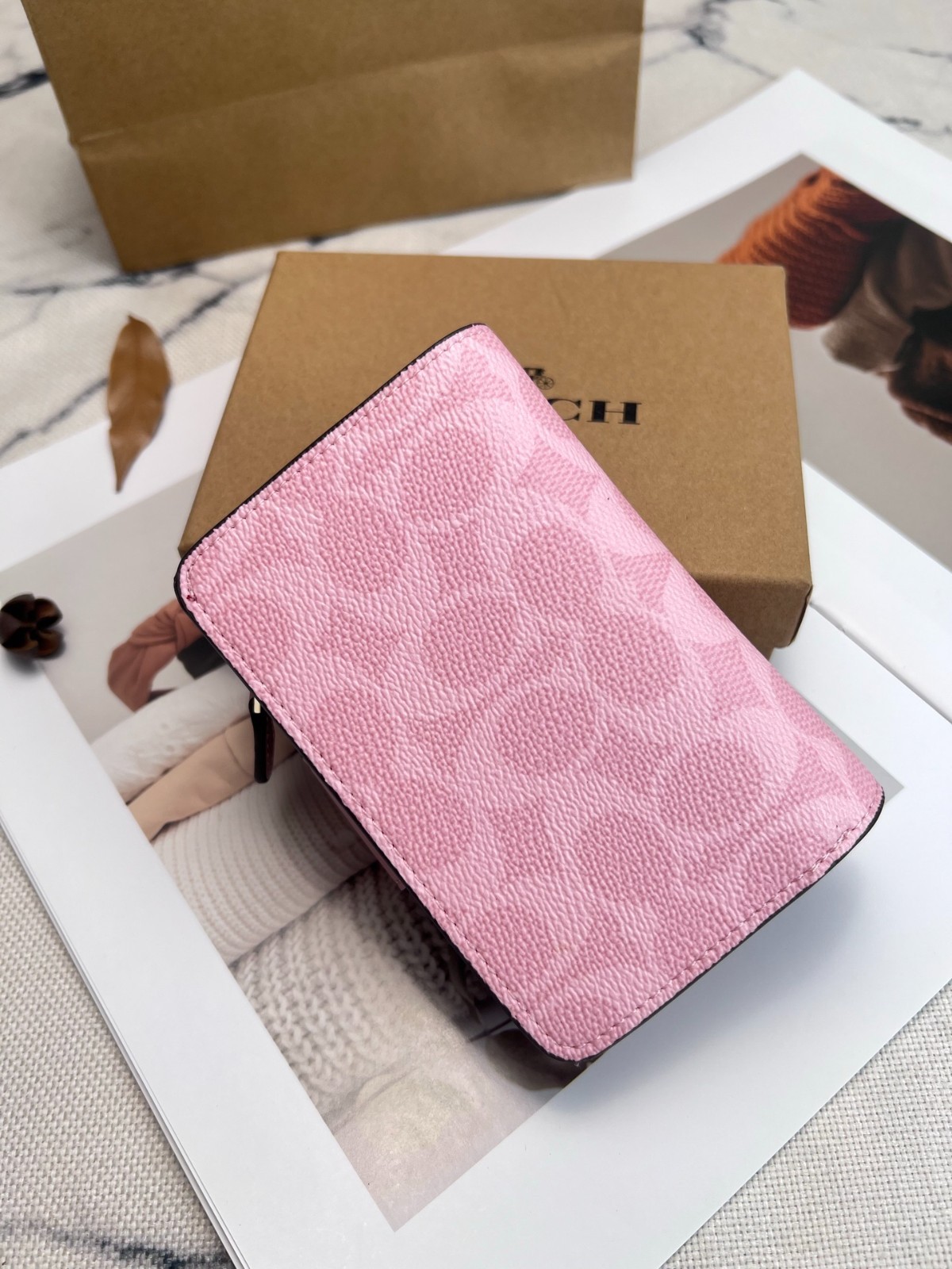 New Coach Medium Corner Zip Wallet In Signature Canvas Pink CW786 With Box