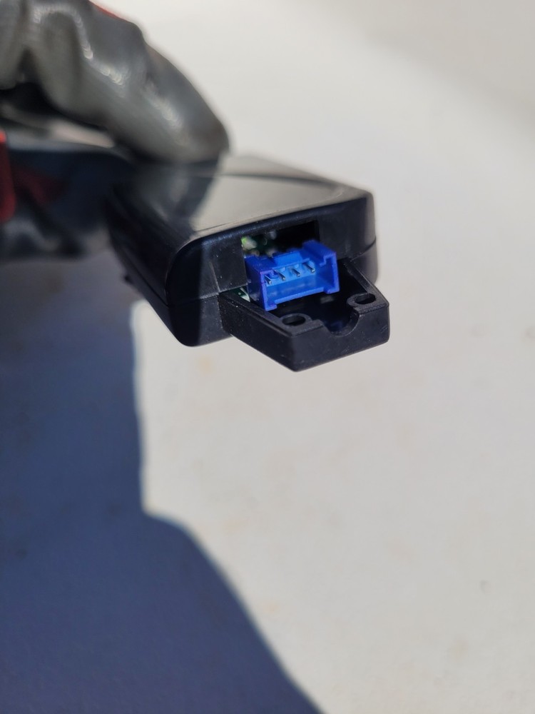 Firstech / Compustar Car Alarm Antenna ANT 4 Pin Connection
