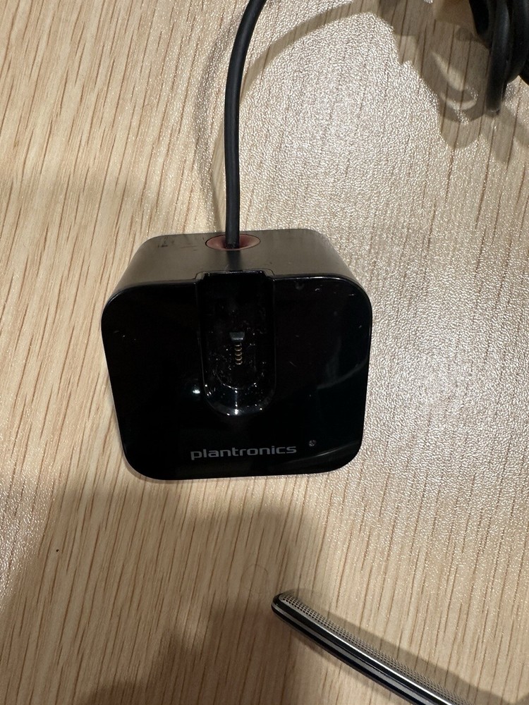 Plantropics Voyager Legend Missing Ear piece Includes Charging Dock Tested