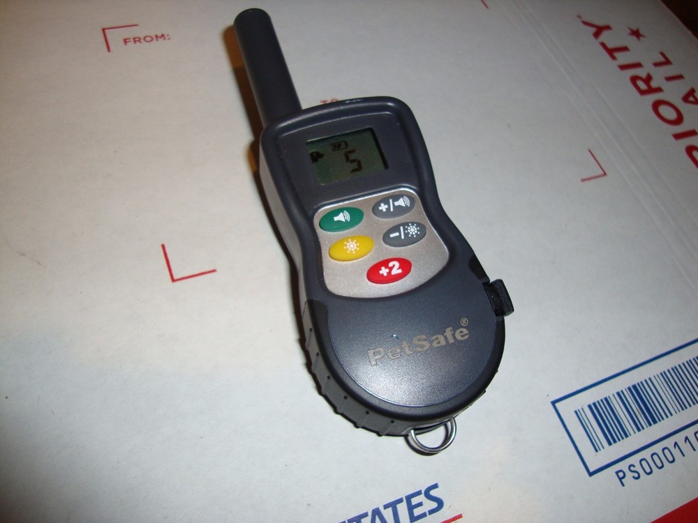 PetSafe Big/Small Dog REMOTE TRANSMITTER Controller RFA-525 for -476-474 collar