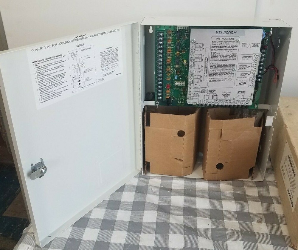 Security Dimensions SD-2000H Security System Control Panel Box "NEW OLD STOCK"