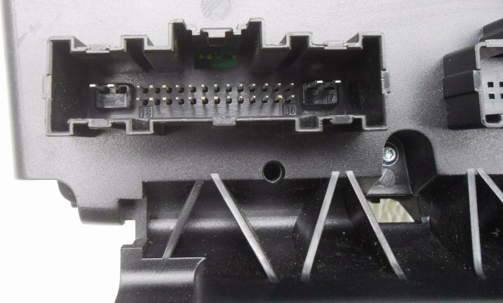 OEM Ford Edge Temperature Stereo Control Panel Faceplate-Scratches/Nicks
