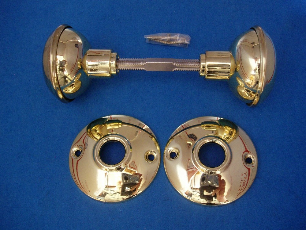 BRASS FINISH DOOR KNOBS  & ESCUTCHEON VINTAGE STYLE