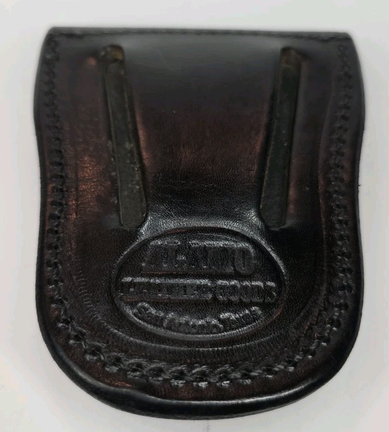 Alamo Leather Goods Handcuff Case Black