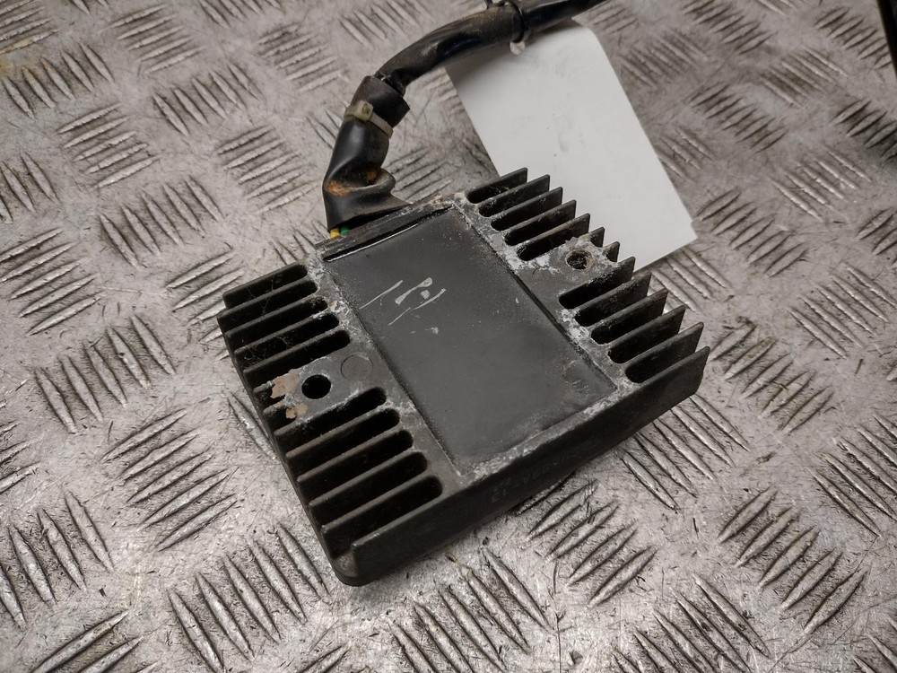 2002 HONDA CB 900 HORNET RECTIFIER REGULATOR