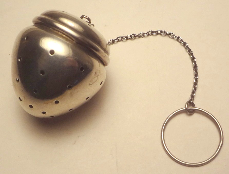 📌c1898 WATROUS MFG. CO. sterling silver #21 ACORN SHAPE TEA BALL -TOP CONDITION