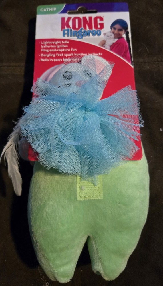 Kong Flingaroo Lightweight Mouse Catnip Toy