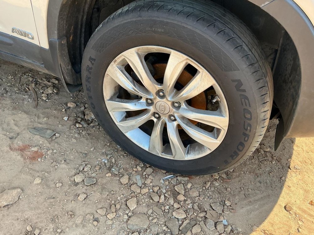 SORENTO 2011 Glove Box 5050733