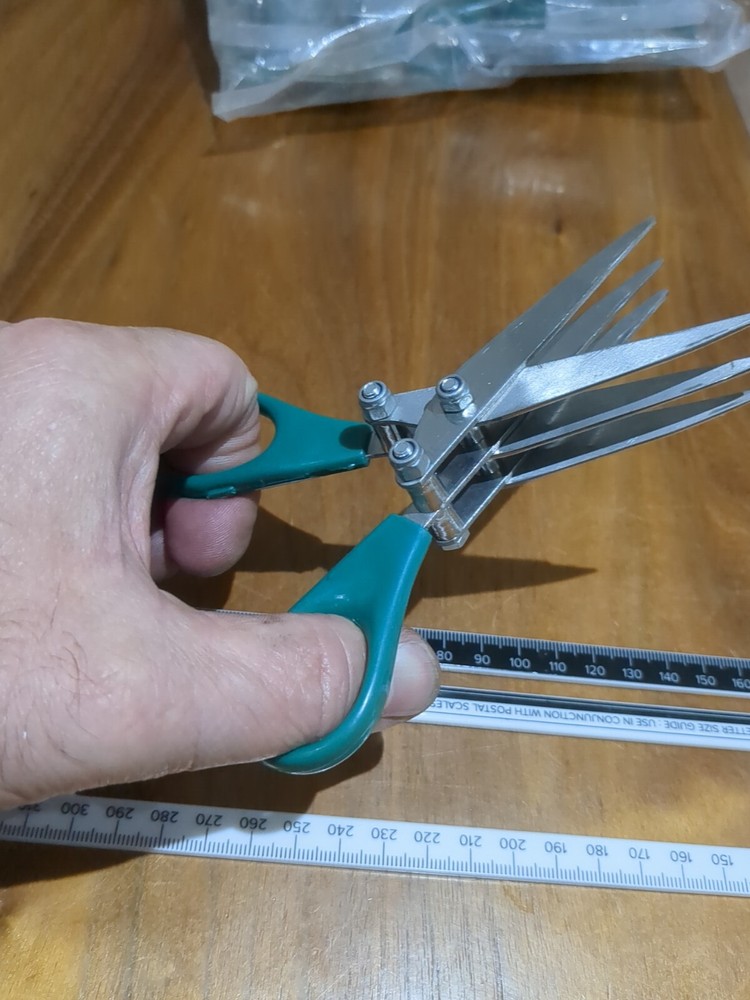 Worm Chopping Scissors Bait Chopping, I Post Every Day So Get Them Quick