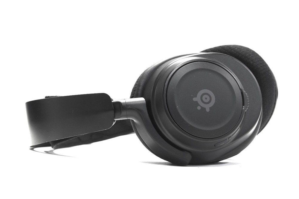 SteelSeries Arctis Nova 7 Wireless Gaming Headset For PC/ MAC/BT/PS4/PS5/Switch