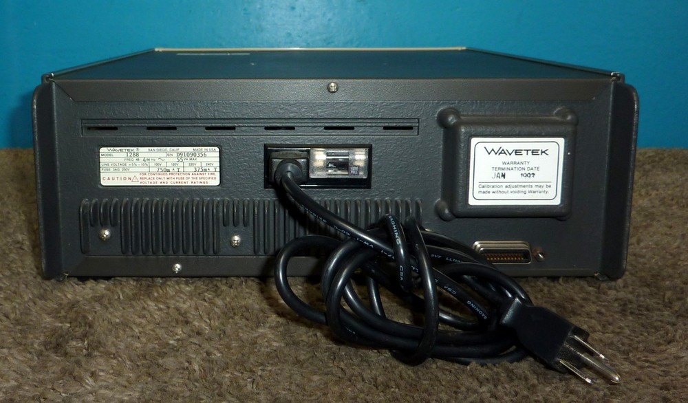 Wavetek Model 288 20MHz Synthesized Function Generator Very Good Condition~Works