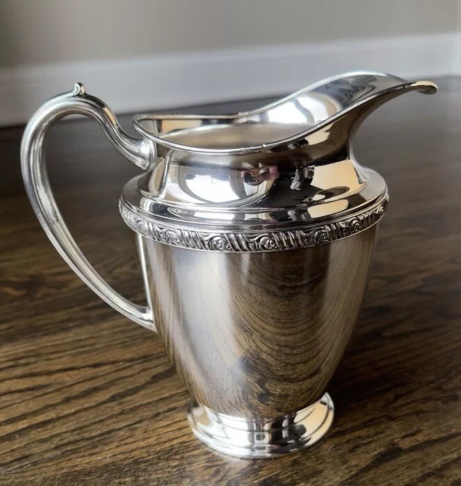 Vintage Silver. Oneida  Pitcher. Has Few Scratches.