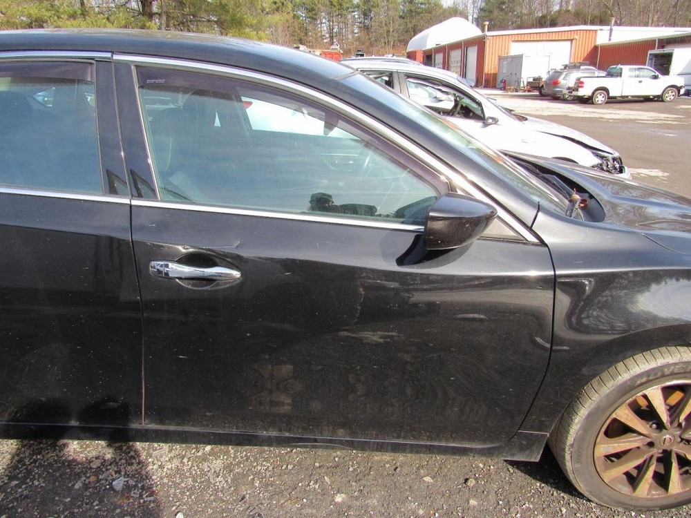 ALTIMA 2017 Glove Box 1037813