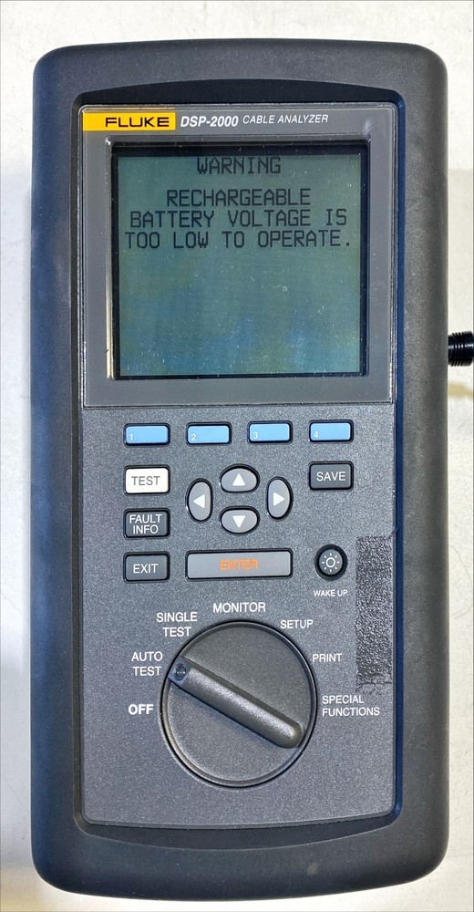 Fluke DSP-2000 Digital LAN Cable Analyzer & DSP-2000SR Smart Remote (READ)