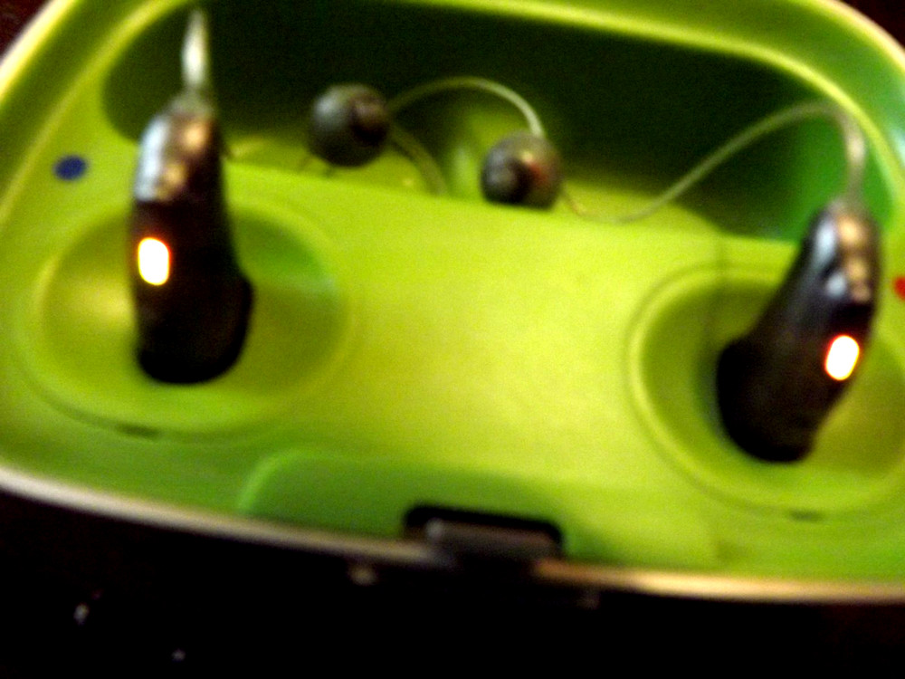 Phonak rechargeable hearing aides used