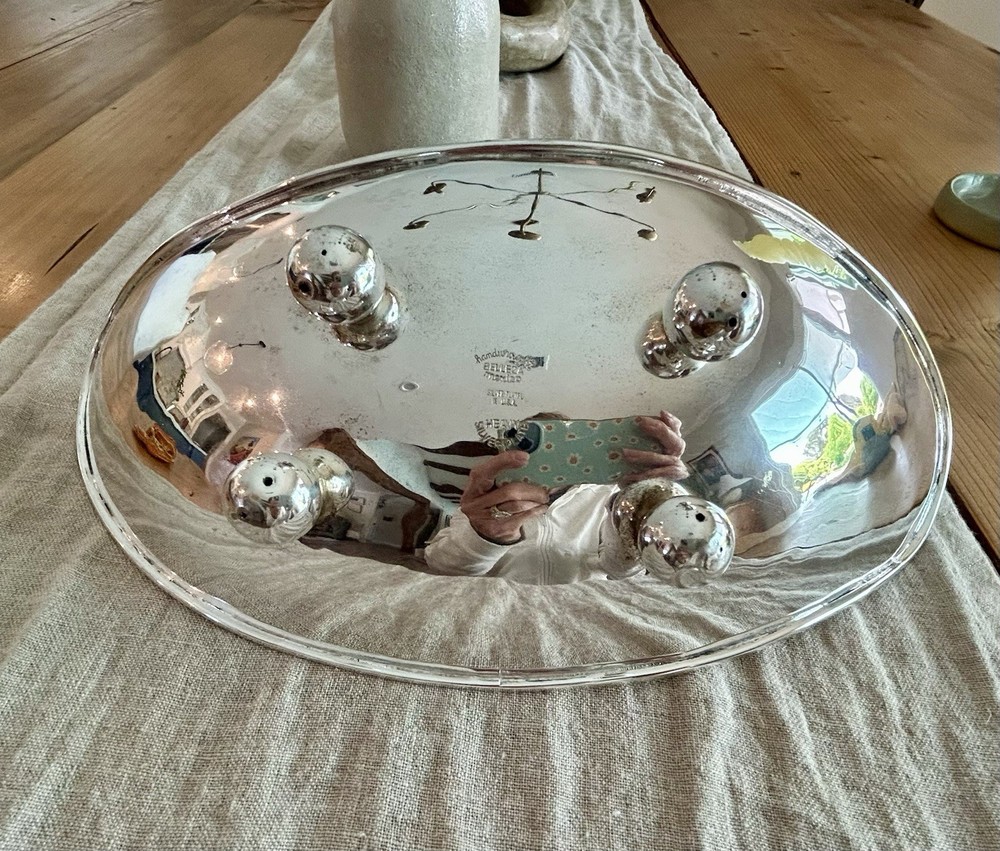 Hand wrought Belleza Mexico Curvy Wavy Silver Plated Footed Decorative Bowl 11”