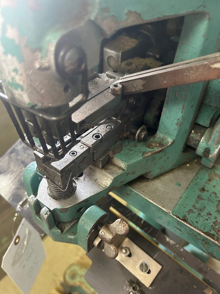 Scovill Fasteners GE Automatic Textile Snap Button Machine Press