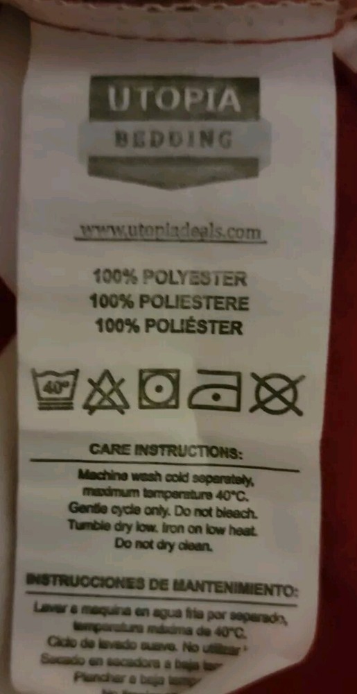 Set Oof 2 Red & White Abstract Design Pillowcases by Utopia Bedding. Stan/ Quee