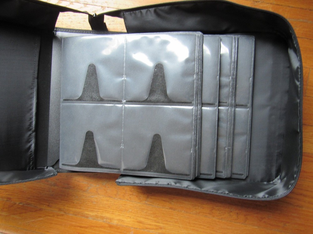 BLACK 400 Disc CD DVD Organizer /Holder Storage Case Bag Amazon Basics