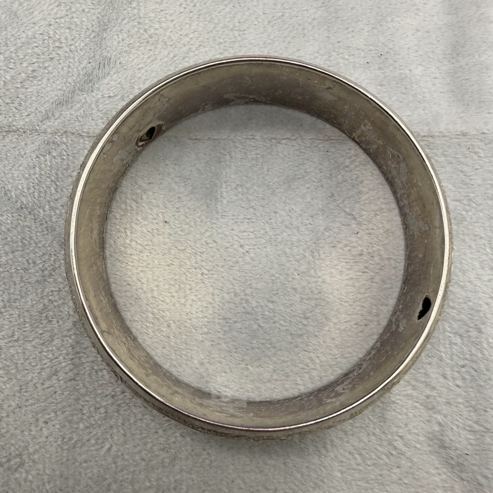 Vintage Bangle Bracelet Silver Tone Embossed 9”