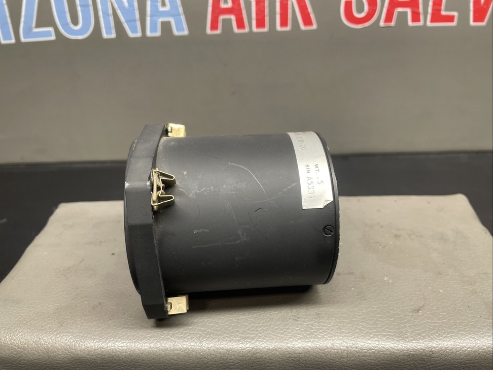 U.M.A, Inc. Vertical Speed Indicator P/N: 8-310-20