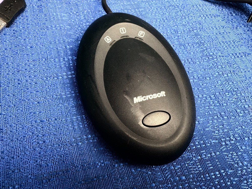 Microsoft Wireless Optical Desktop Receiver 3.0A Desktop PS/2 and USB Model 1029