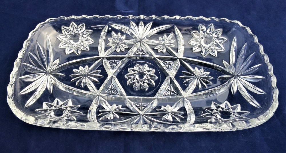 Anchor Hocking Rectangular Serving Dish Pressed Star Fan Design Prescut Glass