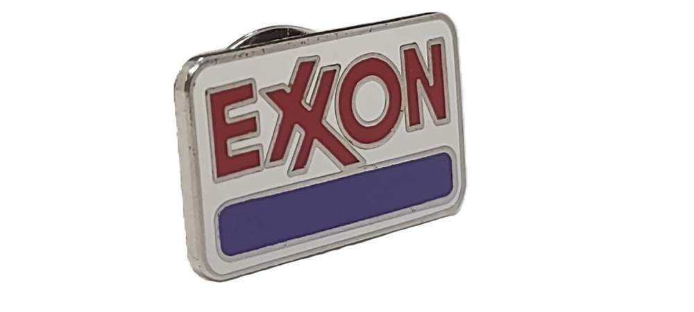 Exxon 1-inch Lapel Pin P06642