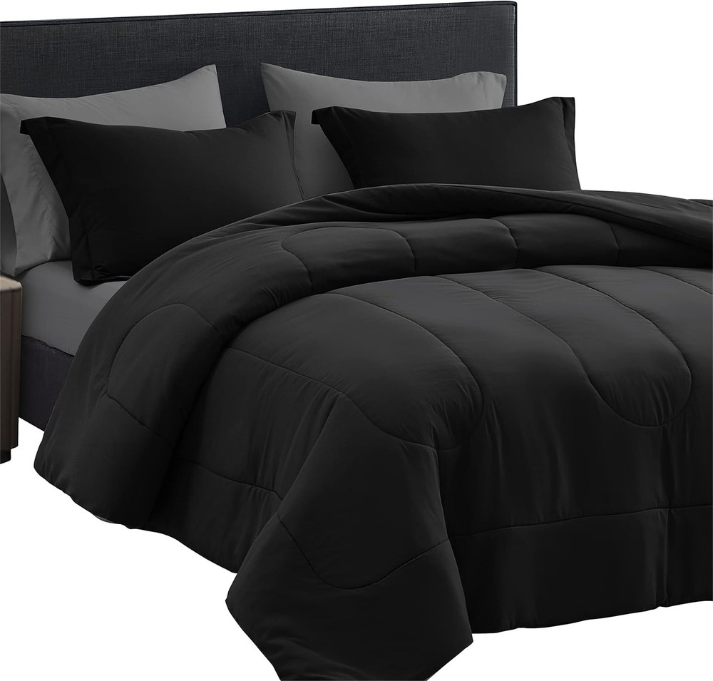 Down Comforter 7-Piece Bedding Set in Black