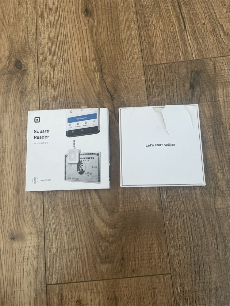 NEW Damaged Box Square Credit Card Reader for iPhone, iPad  Android