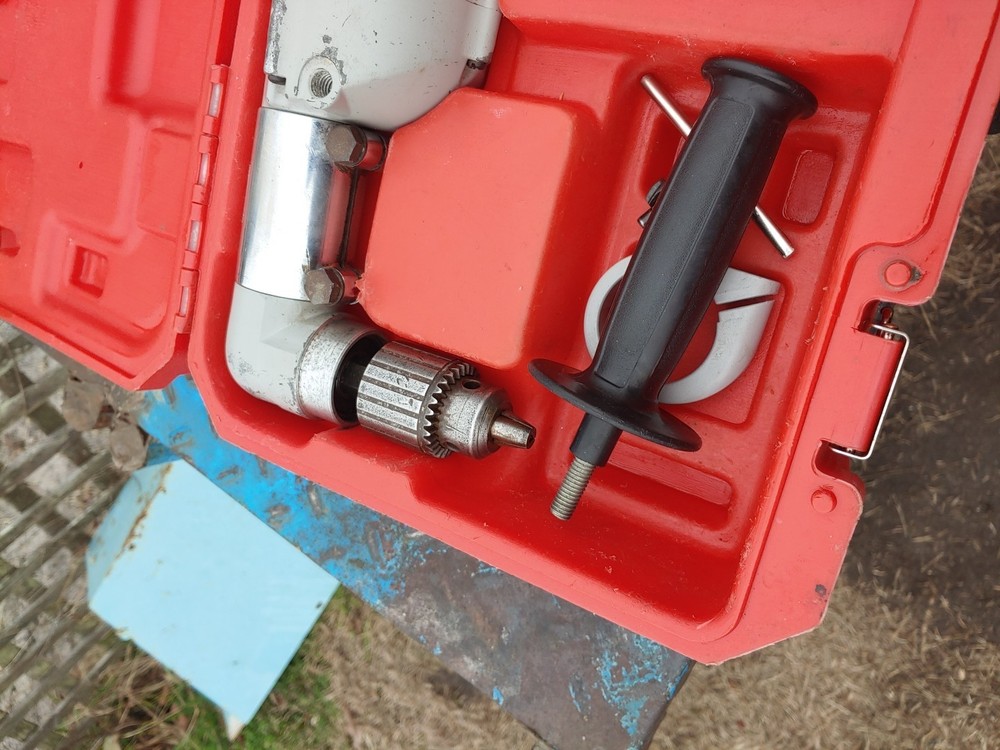 MILWAUKEE 3107, 1/2" Right-Angle Drill Kit. Serviced.