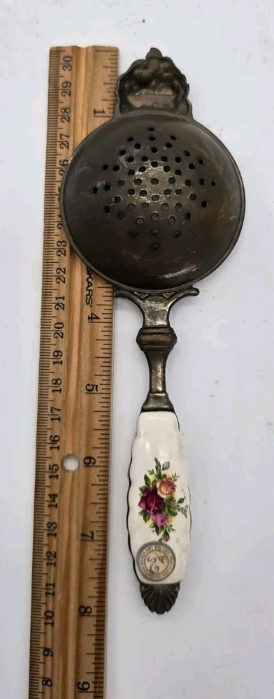 Royal Doulton Roses Tea Strainer