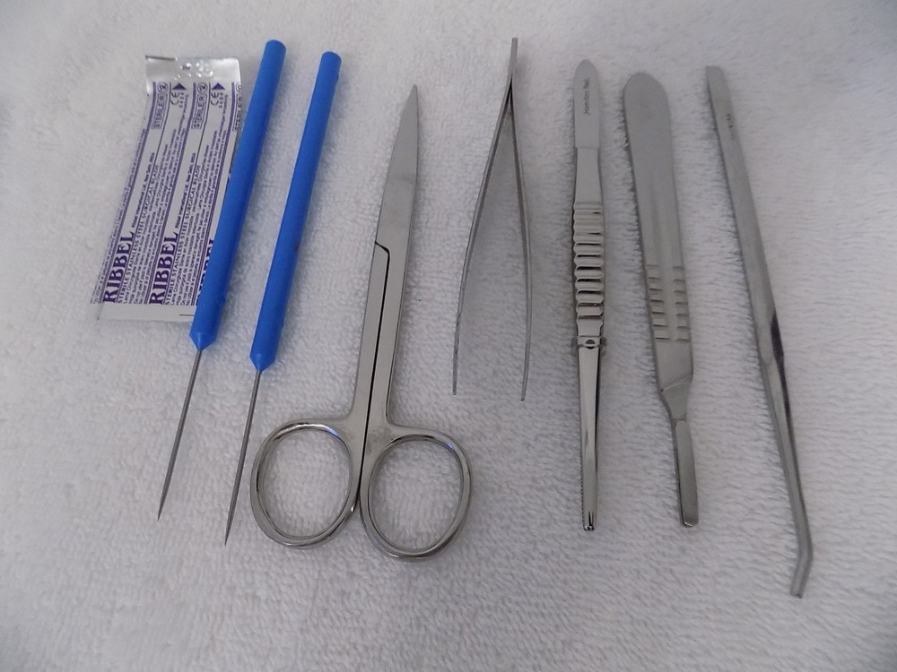 Hamilton Bell Co dissection kit