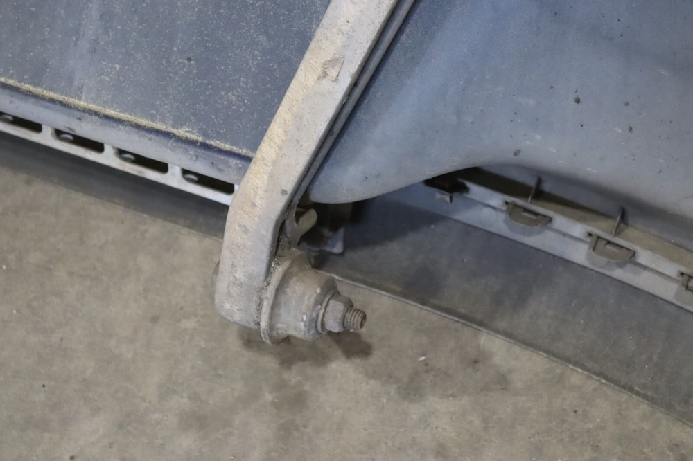 2008-2017 FREIGHTLINER CASCADIA 125 LEFT FORWARD FAIRING STEP FRAME PANEL OEM