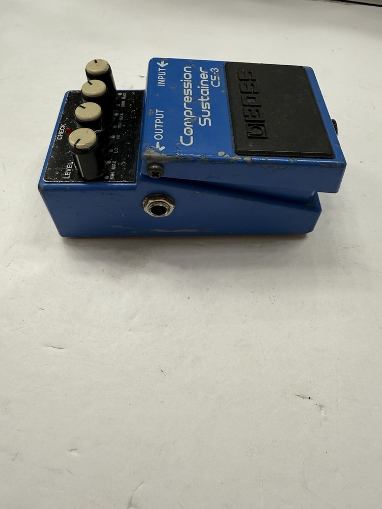 Boss Roland CS-3 Compression Sustainer Compressor Guitar Effect Pedal
