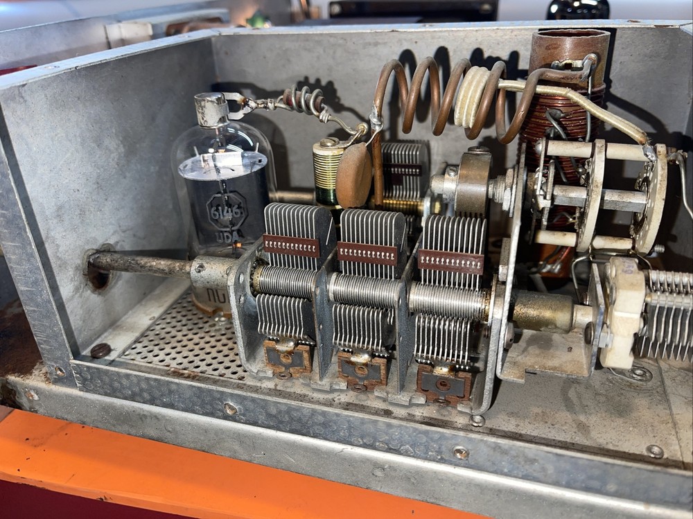 Globe Scout Deluxe Transmitter Rough Shape Works Not Pretty But Rare Switch Burn