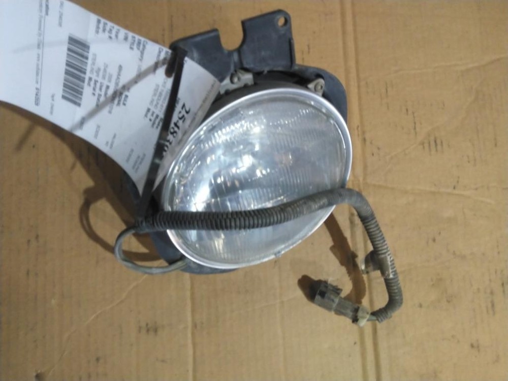 For 2006 STERLING SC8000 HEADLIGHT Right , OH