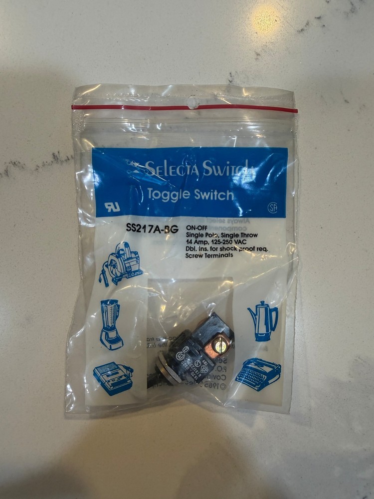 Selecia Switch Toggle Switch SS217A-BG