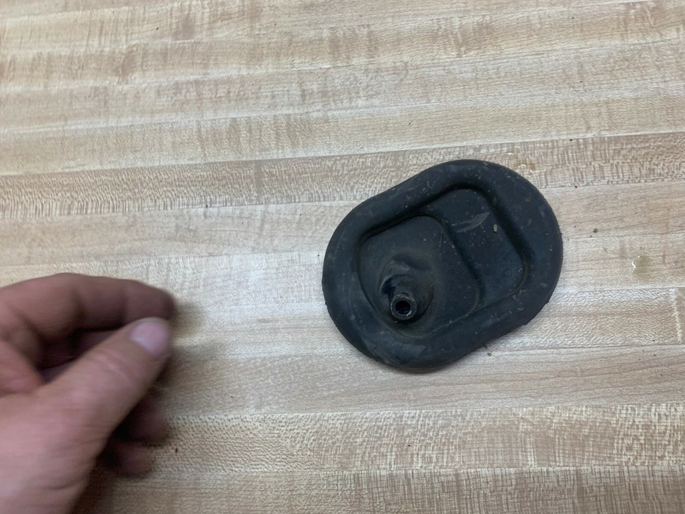 2003-2008 ELEMENT SHIFT CABLE BOOT SEAL FOR FIREWALL/FLOOR (WITH AUTOMATIC)