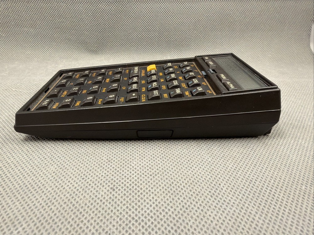 HP-41CX Calculator, Half Nut Version, Excellent Condition